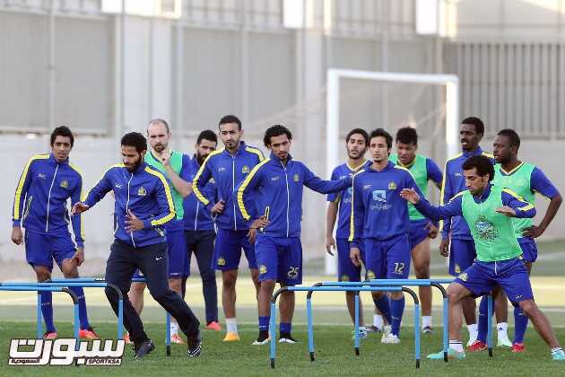 بالصور | النصر يواصل تدريباته وديسلفا يرصد لياقة اللاعبين بالحاسب