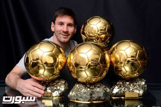 9/1/2013 Ballon D'or Award. Lionel Messi poses with his four ballon d'or trophies. Photo: Offside / L'Equipe.