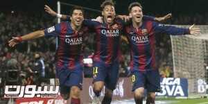 (L-R) Barcelona's Luis Suarez, Neymar and Lionel Messi celebrate a goal against Atletico Madrid during their Spanish First Division soccer match at Camp Nou stadium in Barcelona January 11, 2015. REUTERS/Albert Gea (SPAIN - Tags: SPORT SOCCER)