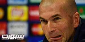 Real Madrid's French coach Zinedine Zidane sits during a press conference on March 7, 2016 at Real Madrid Sport City in Madrid on the eve of their UEFA Champions League football match Real Madrid CF vs AS Roma  / AFP / JAVIER SORIANO