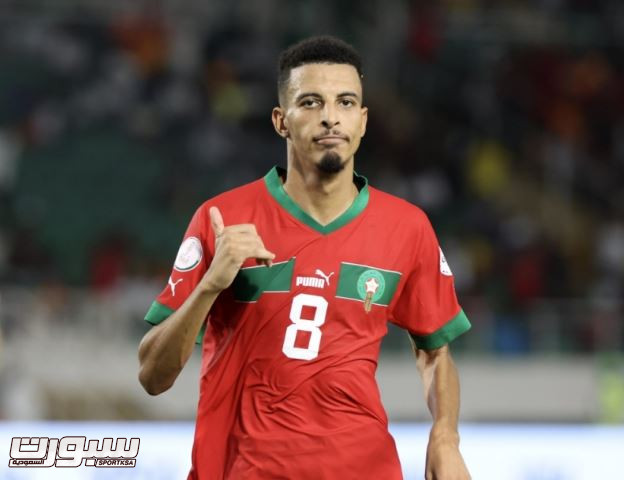 لاعب المنتخب المغربي يفكر في دوري روشن