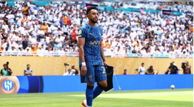 الهلال يُكرم سالم الدوسري 