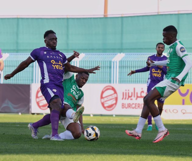 الجولة 13 تنطلق الأربعاء.. الإثارة متواصلة في دوري يلو