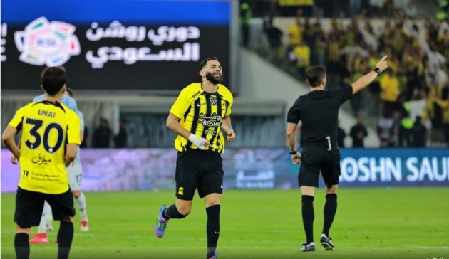 الاتحاد يكشف موقفه من بقاء بنزيمة