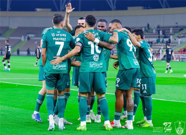 الأهلي يضرب الشباب بخماسية في روشن