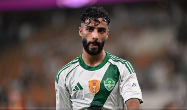 صالح أبو الشامات يختار اللاعب الذي يتمناه في الأهلي