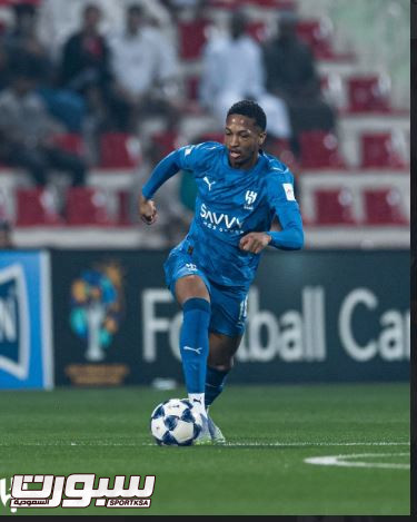 هوساوي يتعرض للإصابة في مباراة الهلال والنجمة