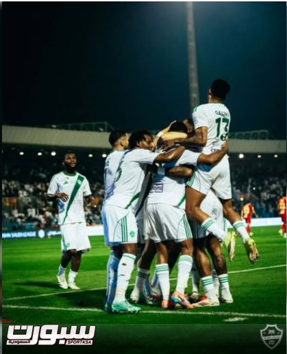 الأهلي يخسر محترفه أمام ضمك