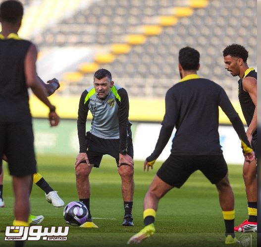 تشكيل الاتحاد المتوقع في مواجهة الحزم