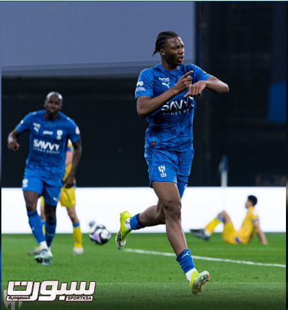 ميتي يقص شريط أهدافه مع الهلال أمام التعاون