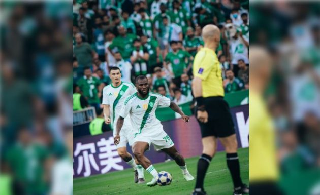 ضربة موجعة وتدعيم دفاعي.. كيف سيخوض الأهلي نصف نهائي أبطال آسيا؟