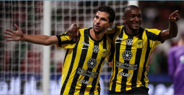 الاتحاد يقترب من “النخبة الآسيوية” بثلاثية في شباك الاتفاق