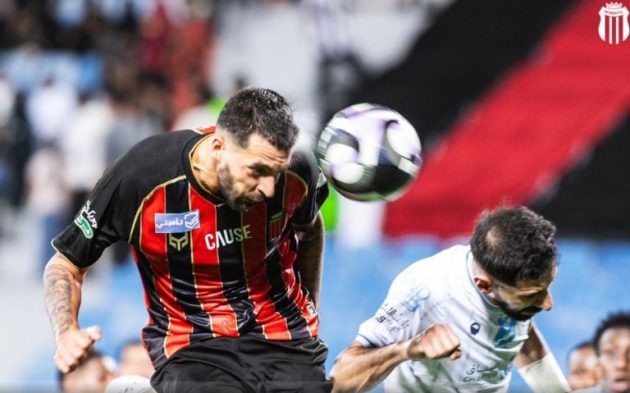 بإمضاء توزي.. الرياض يقتنص البقاء في دوري روشن بفوز ثمين على الأخدود