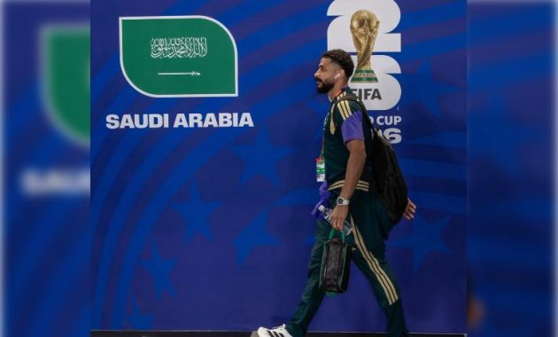 بعد الخروج من كأس العالم.. العمري يعد الجماهير السعودية بالعودة الأقوى