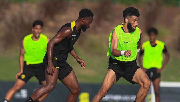 اتفاق مبدئي بين الشباب والاتحاد: خياران على طاولة صفقة العبود