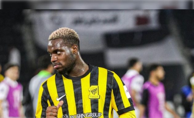 مكافأة التألق.. استدعاء مرتقب لنجم الاتحاد مع نسور نيجيريا