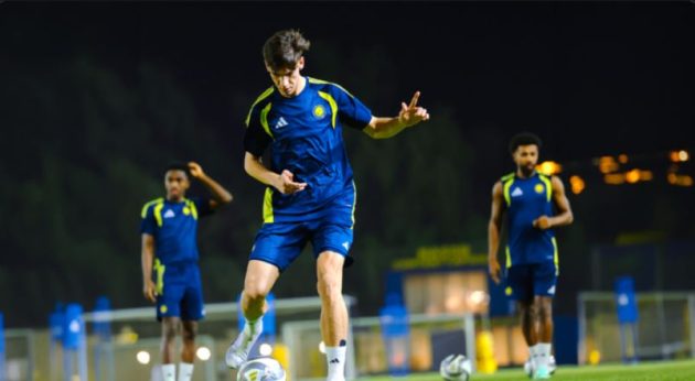 النصر يستعيد جهود العراقي عبد الكريم ويستعد للدرعية بمواجهة تجريبية أمام الأنوار