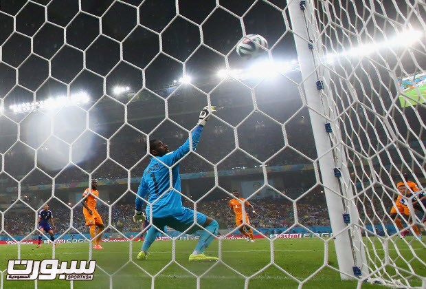 Cote D'Ivoire v Japan: Group C - 2014 FIFA World Cup Brazil